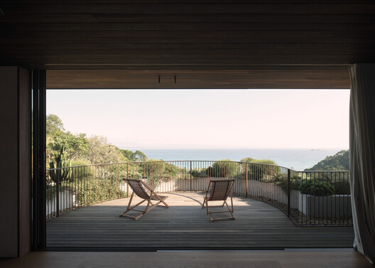 Brahminy House / HGA.Studio - Exterior Photography, Balcony, Deck