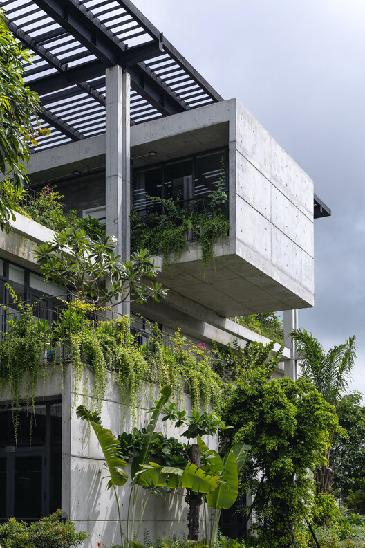Oficinas de fábrica textil / Ho Khue Architects - Imagen 34 de 57