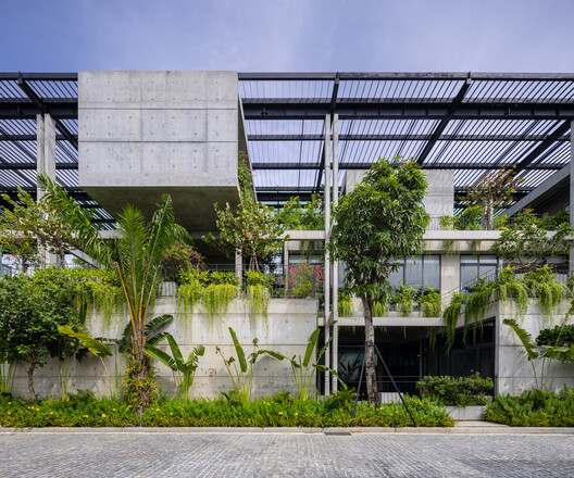 Oficinas de fábrica textil / Ho Khue Architects - Fotografía exterior