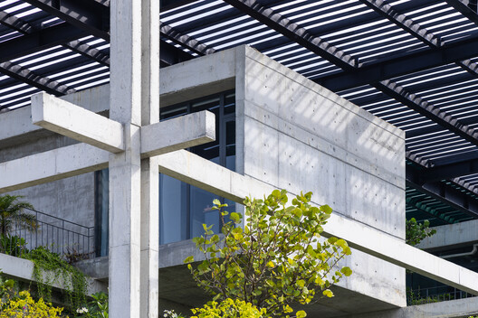 Oficinas de fábrica textil / Ho Khue Architects - Imagen 27 de 57