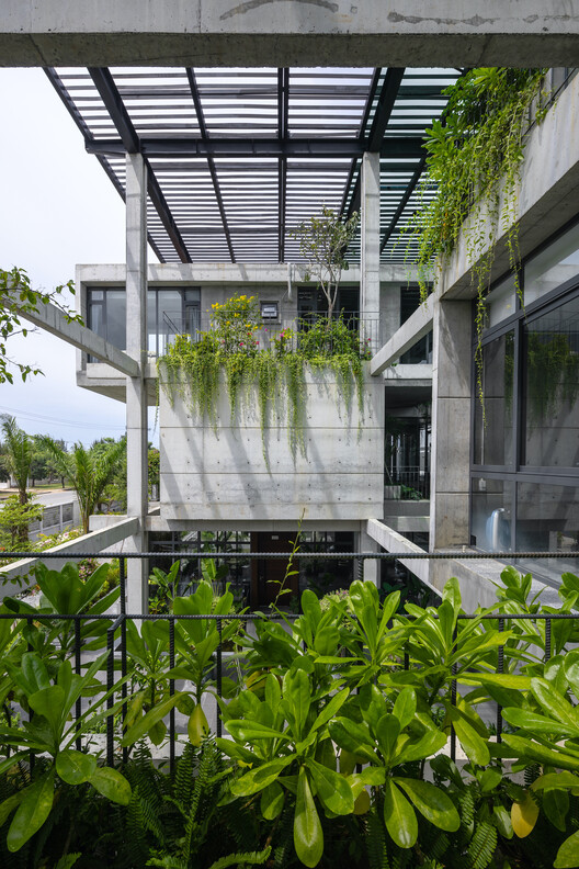 Oficinas de fábrica textil / Ho Khue Architects - Imagen 33 de 57