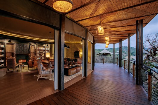 Madwaleni River Lodge / Luxury Frontiers - Interior Photography