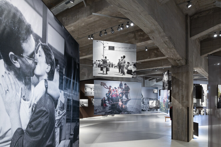 MAD Architects’ Fenix Museum of Migration Opens in Rotterdam’s City Harbor - Image 7 of 16