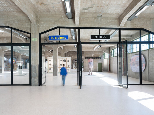 MAD Architects’ Fenix Museum of Migration Opens in Rotterdam’s City Harbor - Image 11 of 16
