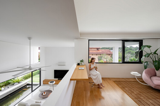 Flovik House / Fabian Tan Architect - Interior Photography, Kitchen, Wood, Countertop, Chair