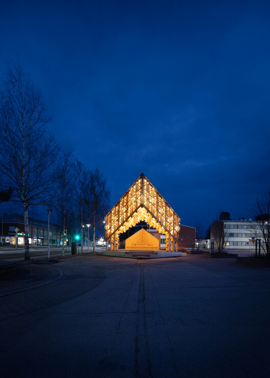 “KIDE” Outdoor Stage / Aalto University Wood Program - Exterior Photography, Lighting