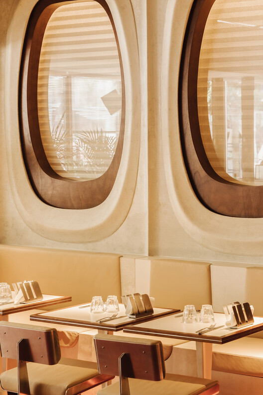 PNY Grenoble Restaurant / Rudy Guénaire - Interior Photography