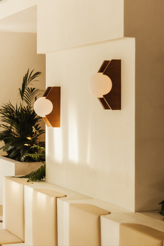 PNY Grenoble Restaurant / Rudy Guénaire - Interior Photography