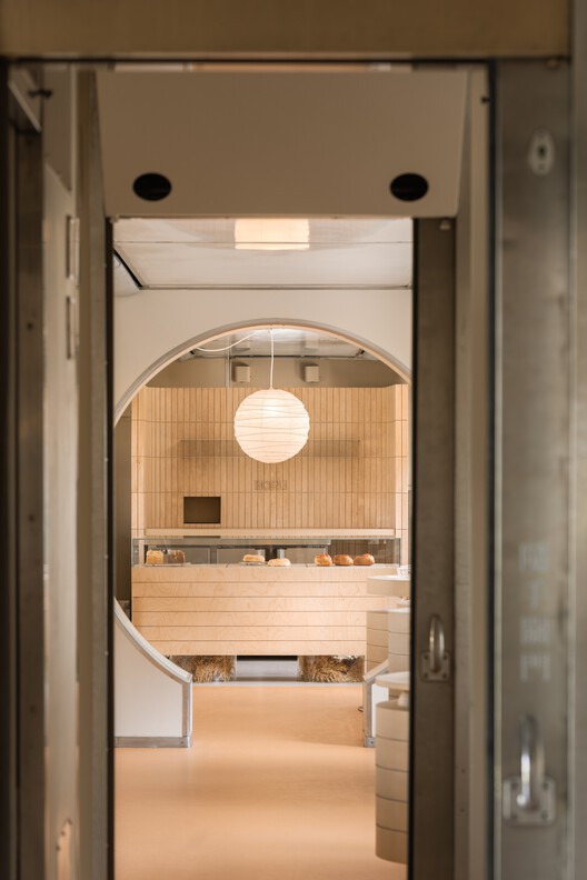 Horli Baking / True Thing Design Studio - Interior Photography, Wood, Lighting