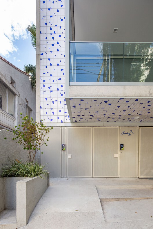 Residencial Janeiro 183 / DC Arquitetura + Basesete Arquitetos - Fotografia de Exterior