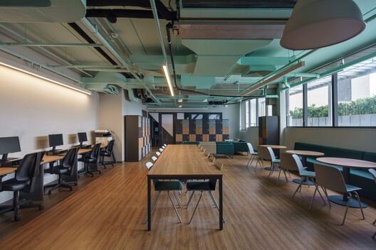 Colégio Bernoulli, Salvador / BCMF Arquitetos - Fotografia de Interiores, Sala de Jantar, Mesa, Iluminação, Cadeira