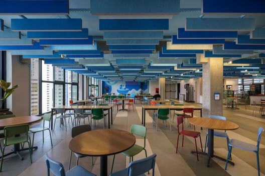 Colégio Bernoulli, Salvador / BCMF Arquitetos - Fotografia de Interiores, Sala de Jantar, Cadeira