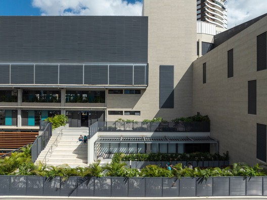 Colégio Bernoulli, Salvador / BCMF Arquitetos - Imagem 41 de 58