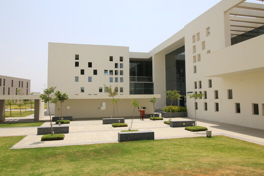 Tata Consultancy Services / Somaya Sampat  - Image 5 of 19