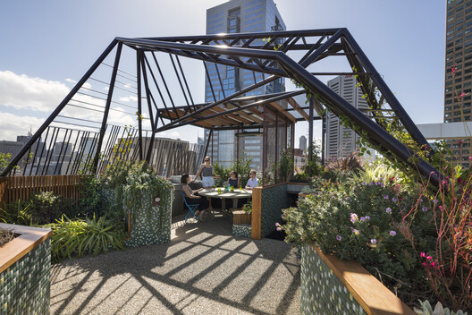 How to Design Residential Urban Terraces: Strategies for Living Well in High Places - Image 6 of 21