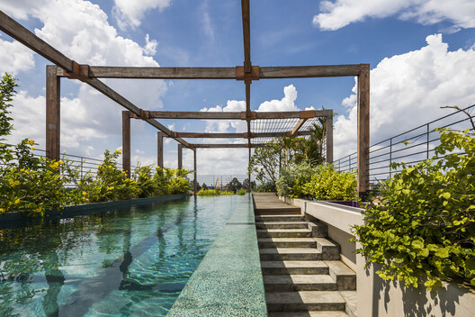 How to Design Residential Urban Terraces: Strategies for Living Well in High Places - Image 18 of 21