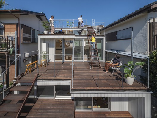 How to Design Residential Urban Terraces: Strategies for Living Well in High Places - Image 19 of 21