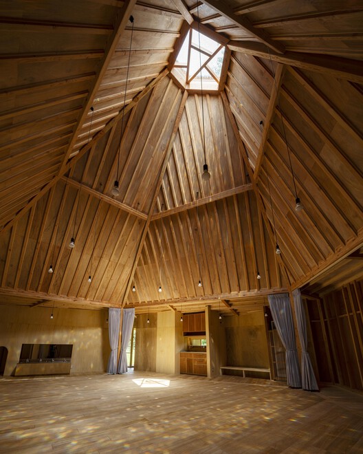 Cabaña del Sombrero / Tezuka Architects - Fotografía interior, Madera, Iluminación, Fijación Vigas
