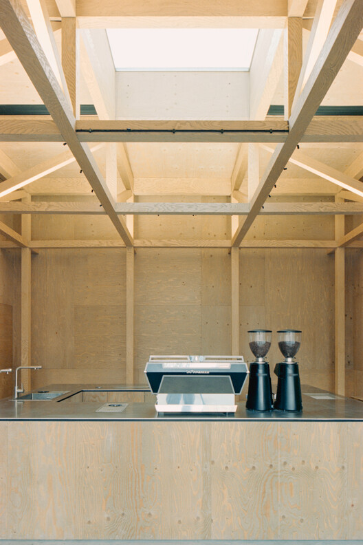 Cafeteria B131 / Jiangjie Office - Imagem 11 de 35
