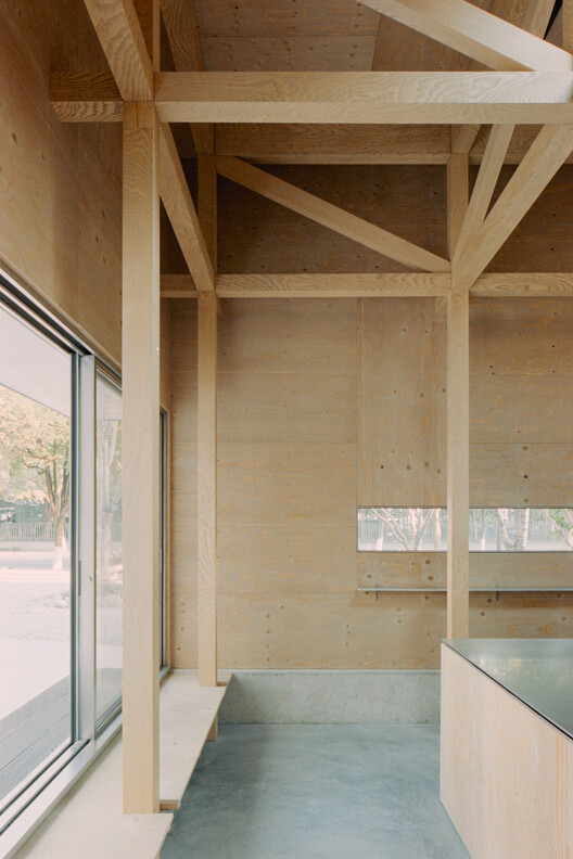 Cafeteria B131 / Jiangjie Office - Imagem 12 de 35