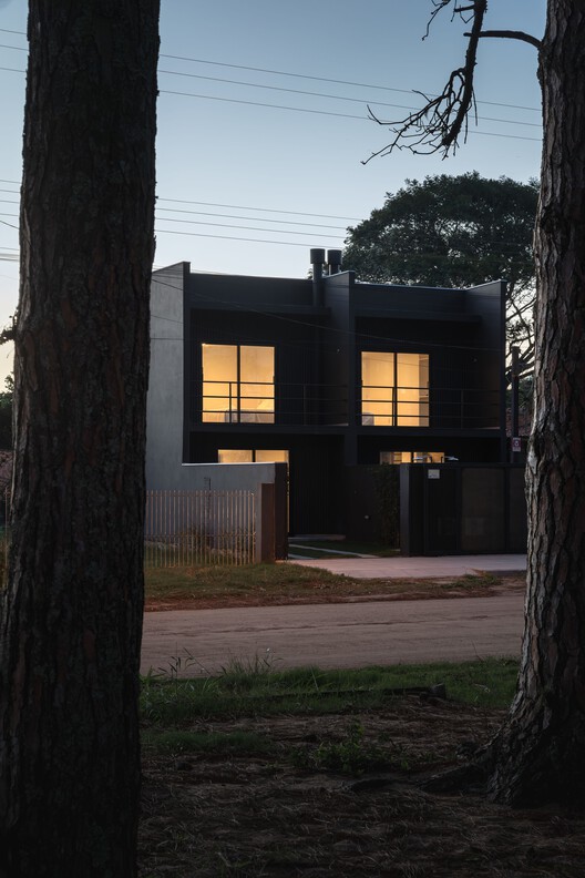 Casas Junco / Less Estúdio - Fotografia de Exterior