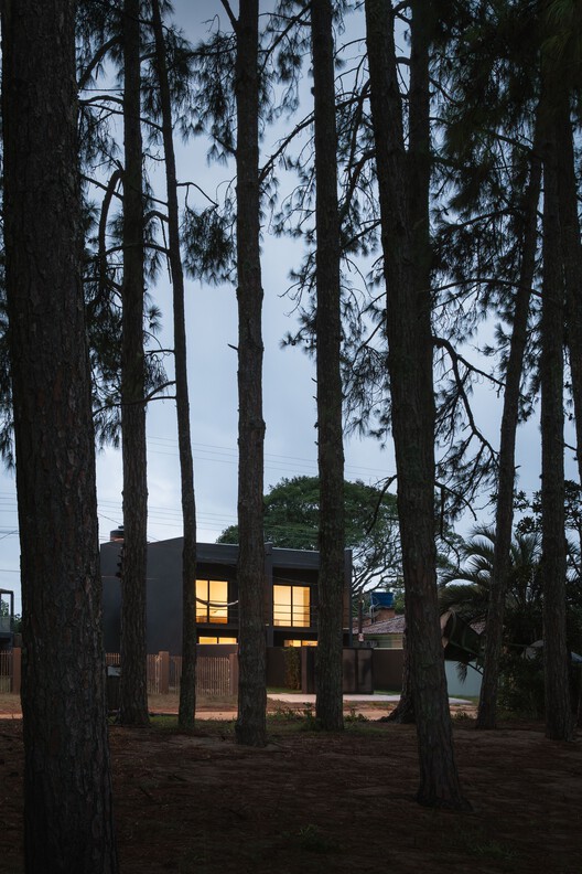 Casas Junco / Less Estúdio - Fotografia de Exterior, Madeira