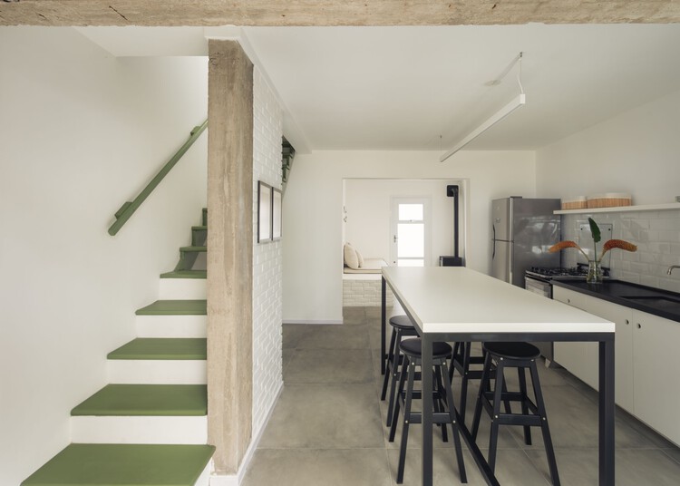 Casas Junco / Less Estúdio - Fotografia de Interiores, Sala de Jantar, Madeira