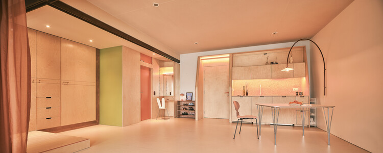 Apartamento MM33 / buno - Fotografia de Interiores, Madeira, Iluminação, Cadeira