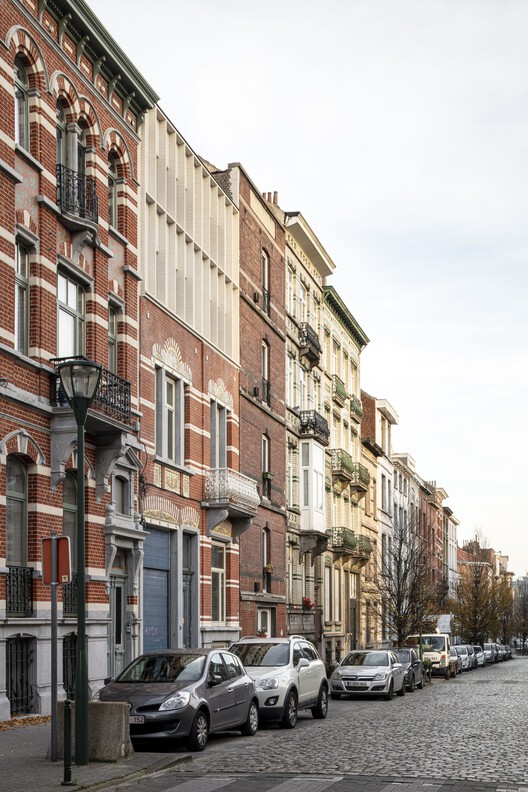 Karper Building Renovation / hé! architectuur - Exterior Photography, Windows, Facade