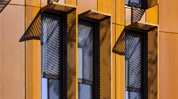 Metal Façade Systems with Community Resonance: The Case of Africatown Plaza - Image 6 of 8