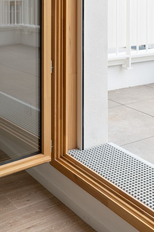 Pradrier 15 Housing Units / mobile architectural office - Image 8 of 29