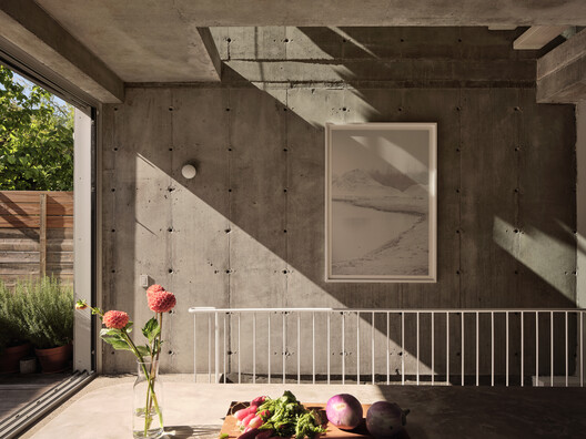 Maison-Jardin BEAU / Alexandre Bernier Architecte - Interior Photography, Wood, Concrete