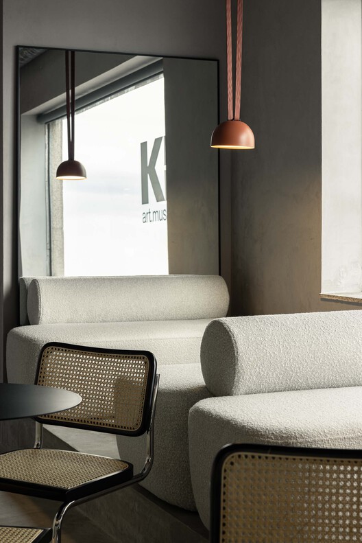 KI.art.music.coffee. / MAT Arquitetura e Interiores KI.art.music.coffee. / MAT Arquitetura e Interiores - Fotografia de Interiores, Iluminação, Cadeira