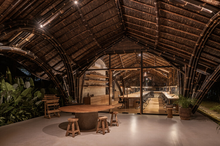 Estudio Lodtunduh / Pablo Luna Studio - Imagen 13 de 29