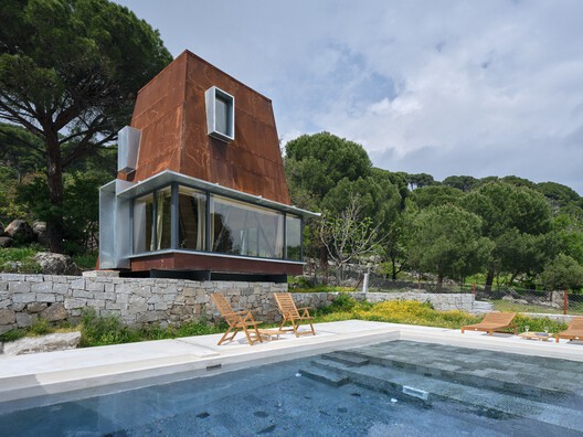 Cabaña en el Bosque / Ediz Demirel Works - Fotografía exterior