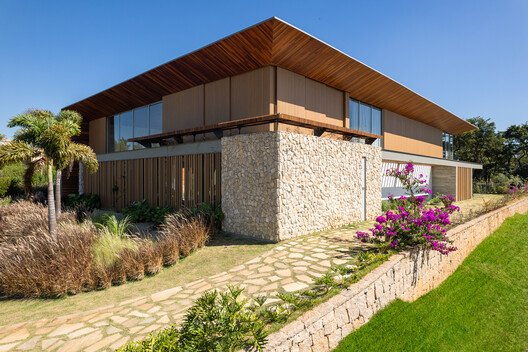 Casa Ales  / EDMZ - Fotografia de Exterior, Balcão