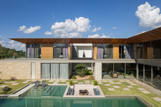 Casa Ales  / EDMZ - Fotografia de Exterior, Aido