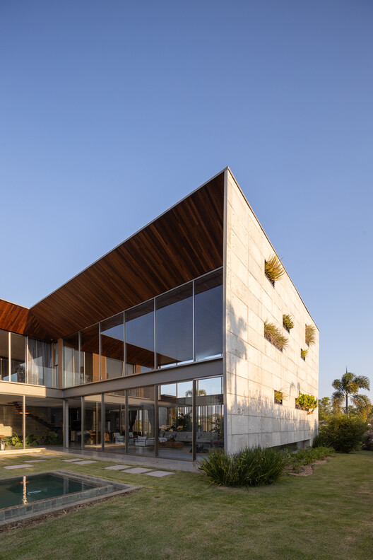 Casa Ales  / EDMZ - Fotografia de Exterior, Madeira