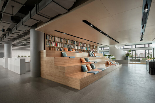 Zhuhai Planning Science and Technology Innovation Center / nsaaa + Zhuhai Institute of Urban Planning & Design - Image 14 of 36