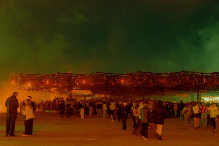 Dark Skies 声音装置 / Leopold Banchini Architects + Giona Bierens de Haan Architectures - 室内图