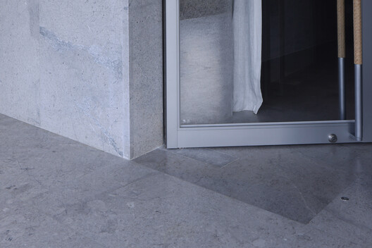 Sunlight Courtyard, Entrance Lobby of Aranya / SHISUO design office - Image 16 of 26