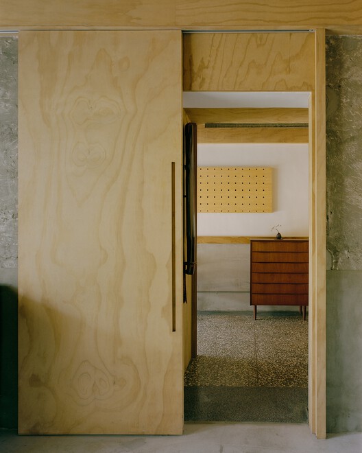 Half Day House / Cabinet YFY - Interior Photography, Wood, Door