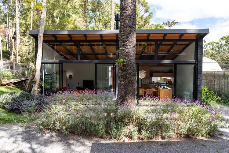 Casa Araucárias / ARKITITO Arquitetura - Imagem 6 de 53