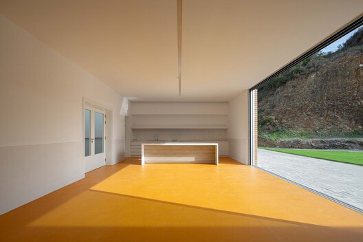 Odemira Cerebral Palsy Association  / Filipe Xavier Oliveira - Interior Photography