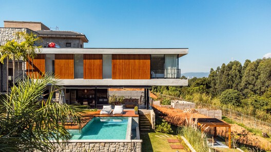 Casa LAP  / EDMZ - Fotografia de Exterior, Balcão