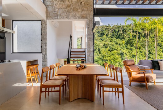 Casa LAP  / EDMZ - Fotografia de Interiores, Sala de Jantar, Madeira, Mesa, Cadeira