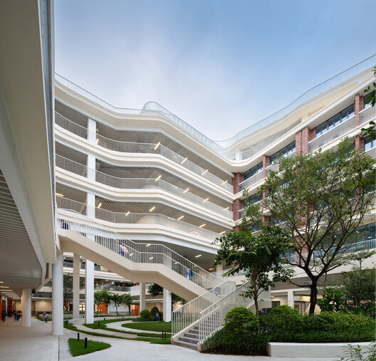 Shenzhen Middle School Guangming Science City School / Atelier Global - Image 11 of 51