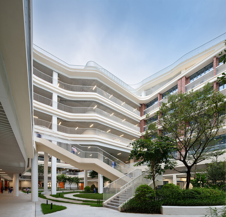 Escola na Cidade da Ciência de Guangming / Atelier Global - Imagem 11 de 51