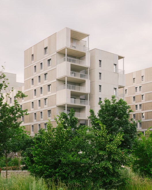 Parilly 116 Housing Units / Tectoniques + BBC & associés - Exterior Photography, Balcony