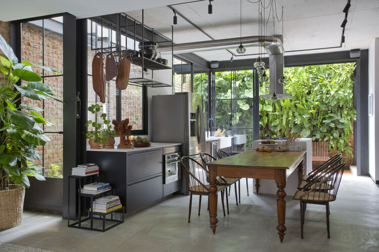 Casa DGB / FOSSATI Arquitetura - Fotografia de Interiores, Cozinha, Madeira, Mesa, Cadeira, Iluminação, Bancada